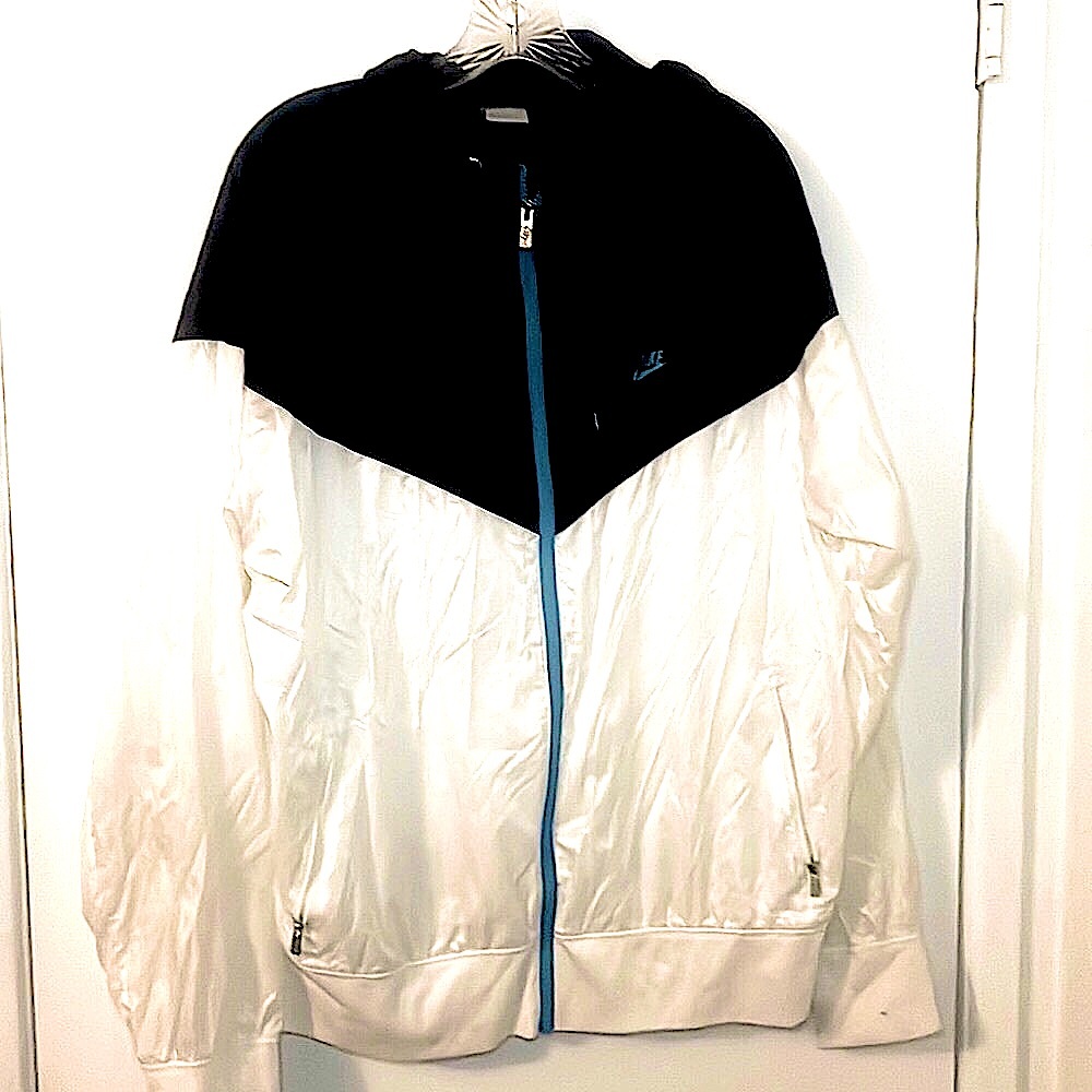 Nike black and white vintage track suit windbreaker 90’s